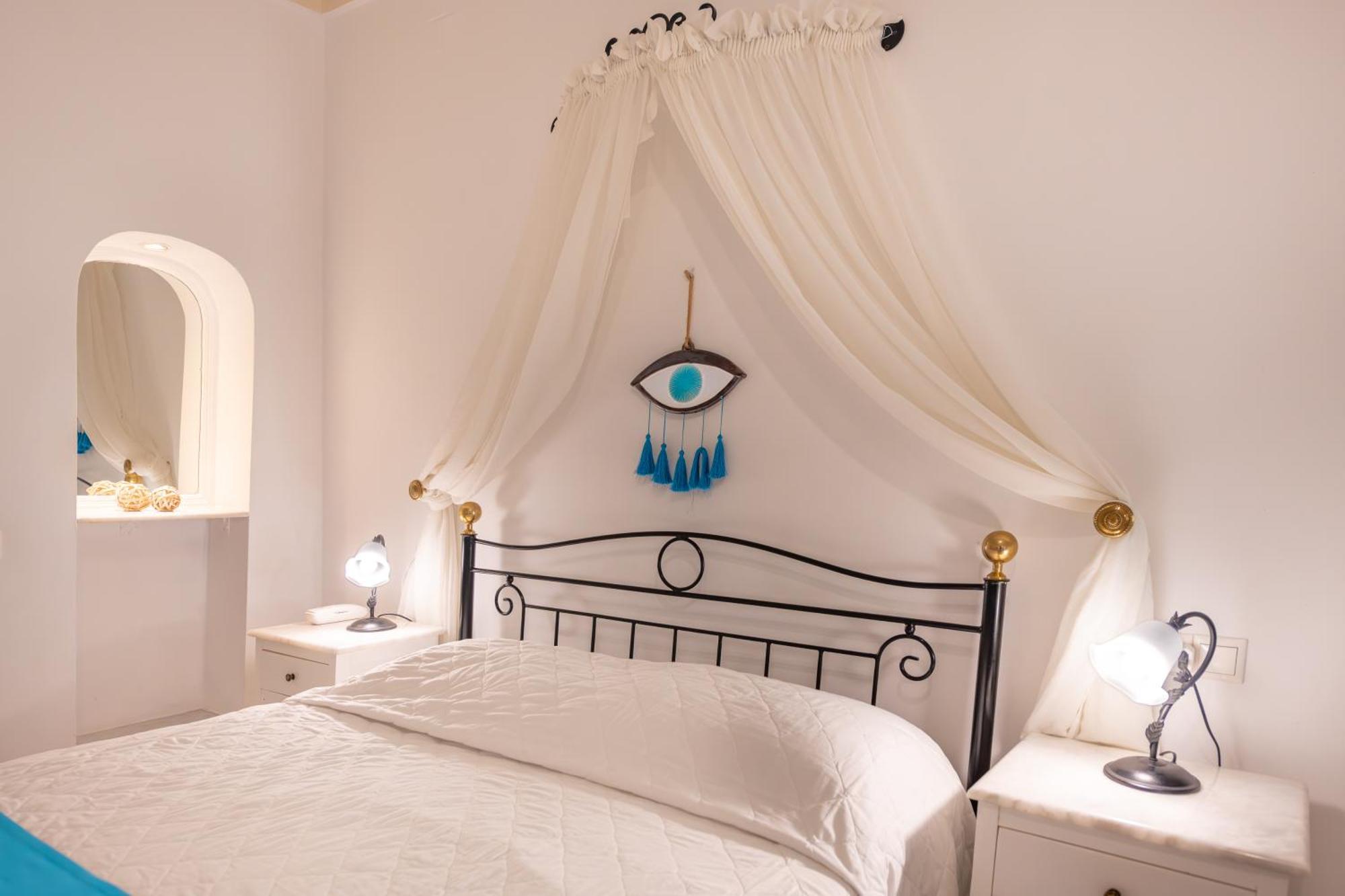 Reverie Santorini Hotel Firostefani Exterior foto