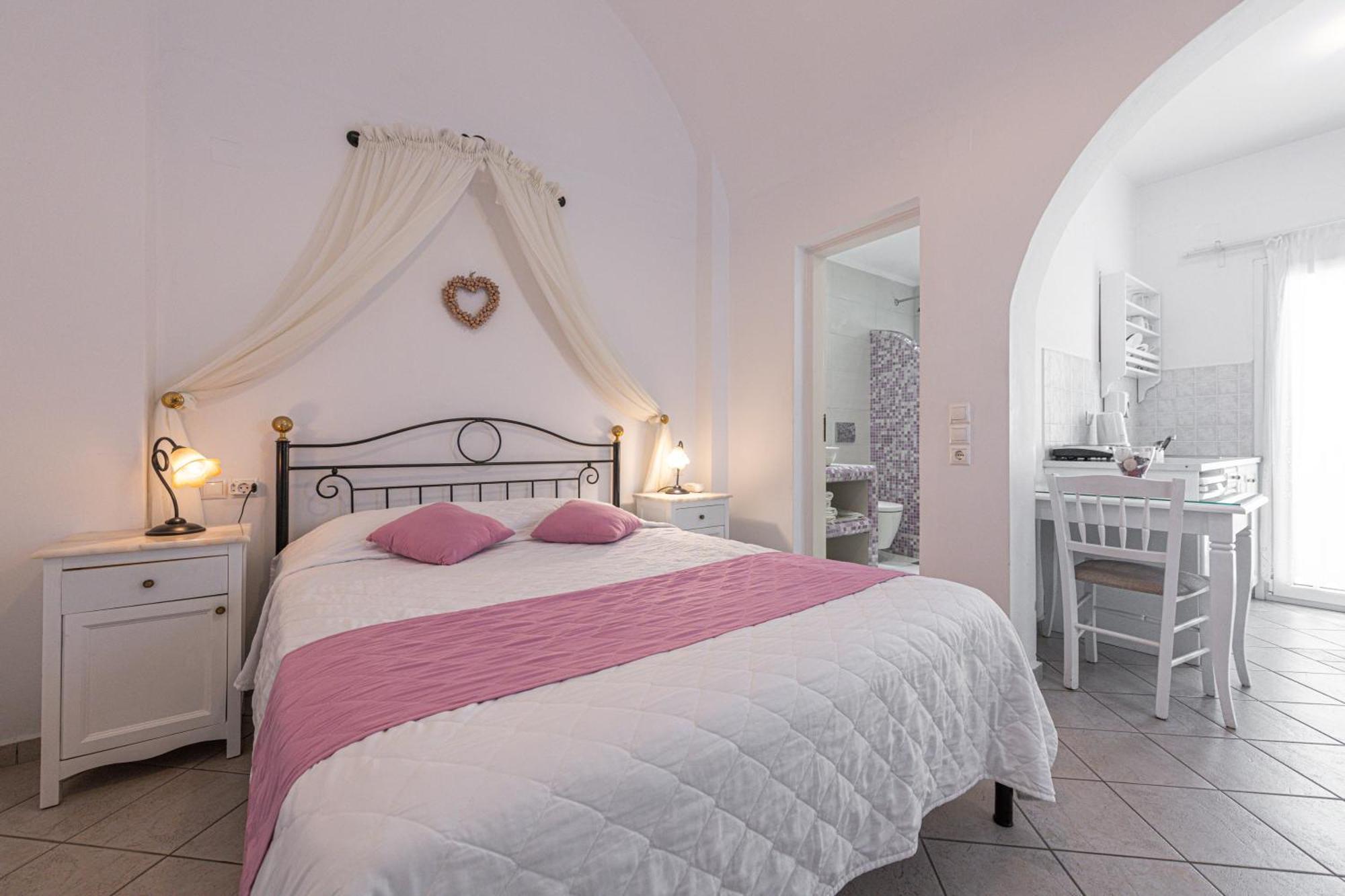 Reverie Santorini Hotel Firostefani Exterior foto