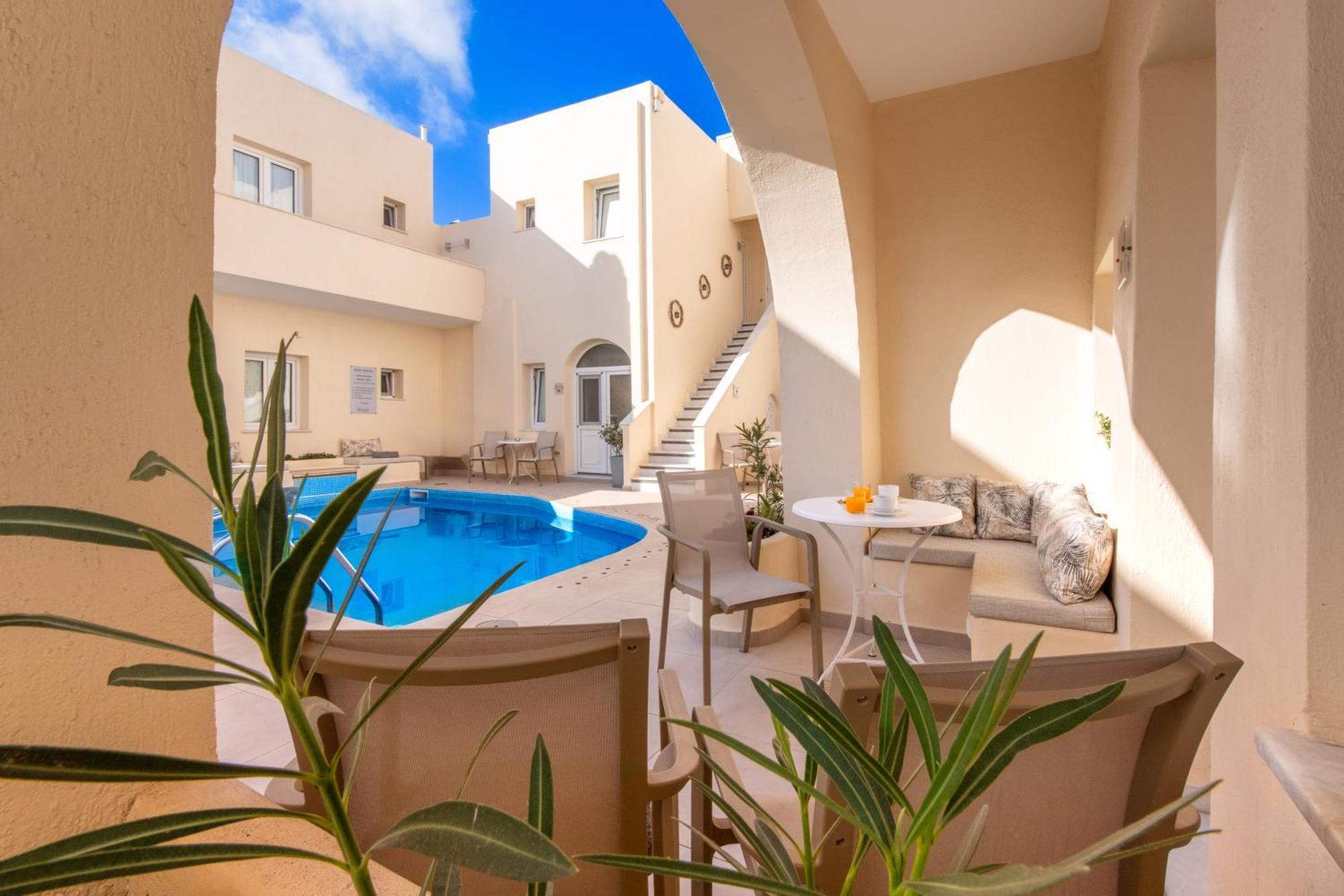Reverie Santorini Hotel Firostefani Exterior foto