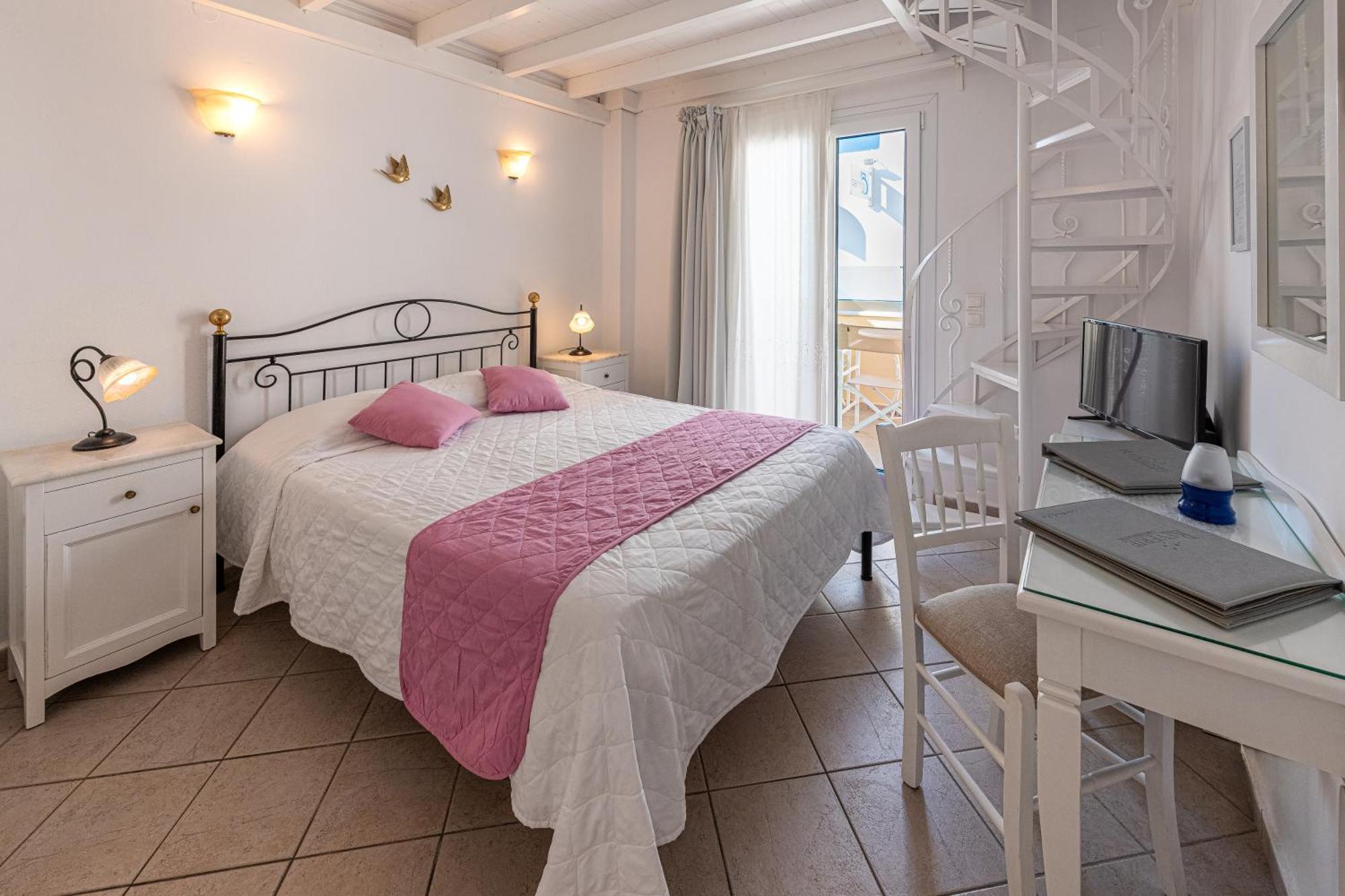 Reverie Santorini Hotel Firostefani Exterior foto