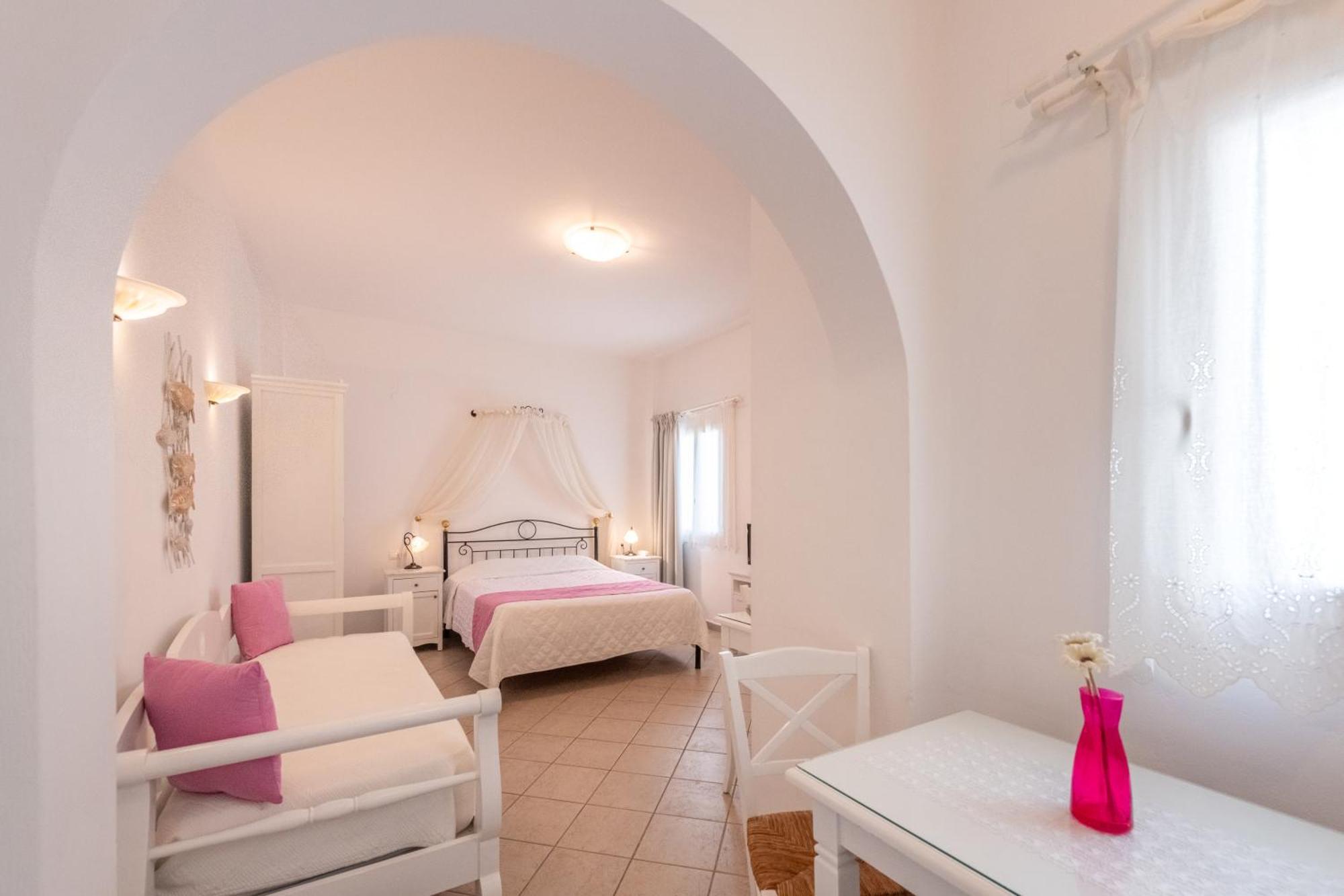 Reverie Santorini Hotel Firostefani Exterior foto