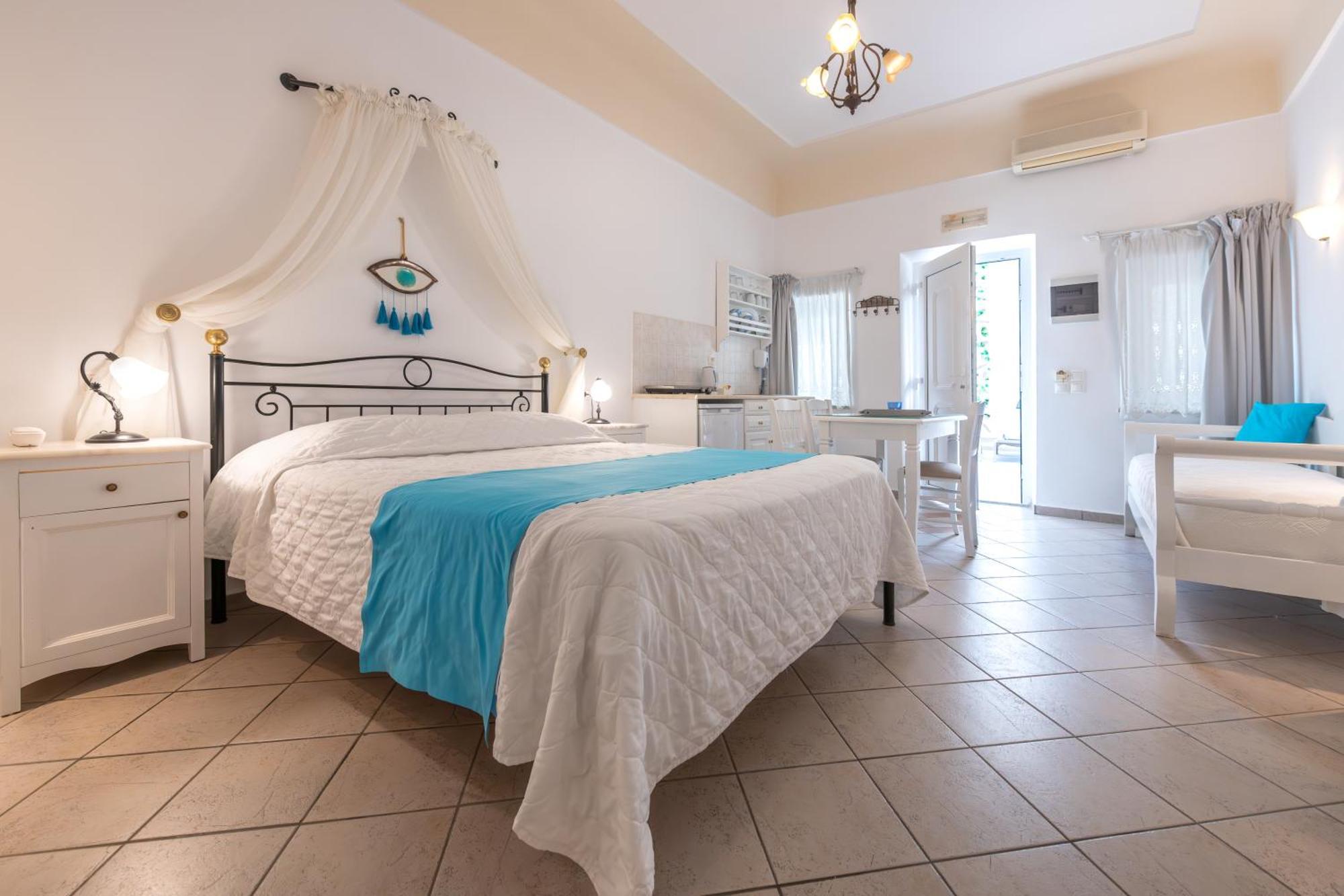 Reverie Santorini Hotel Firostefani Exterior foto