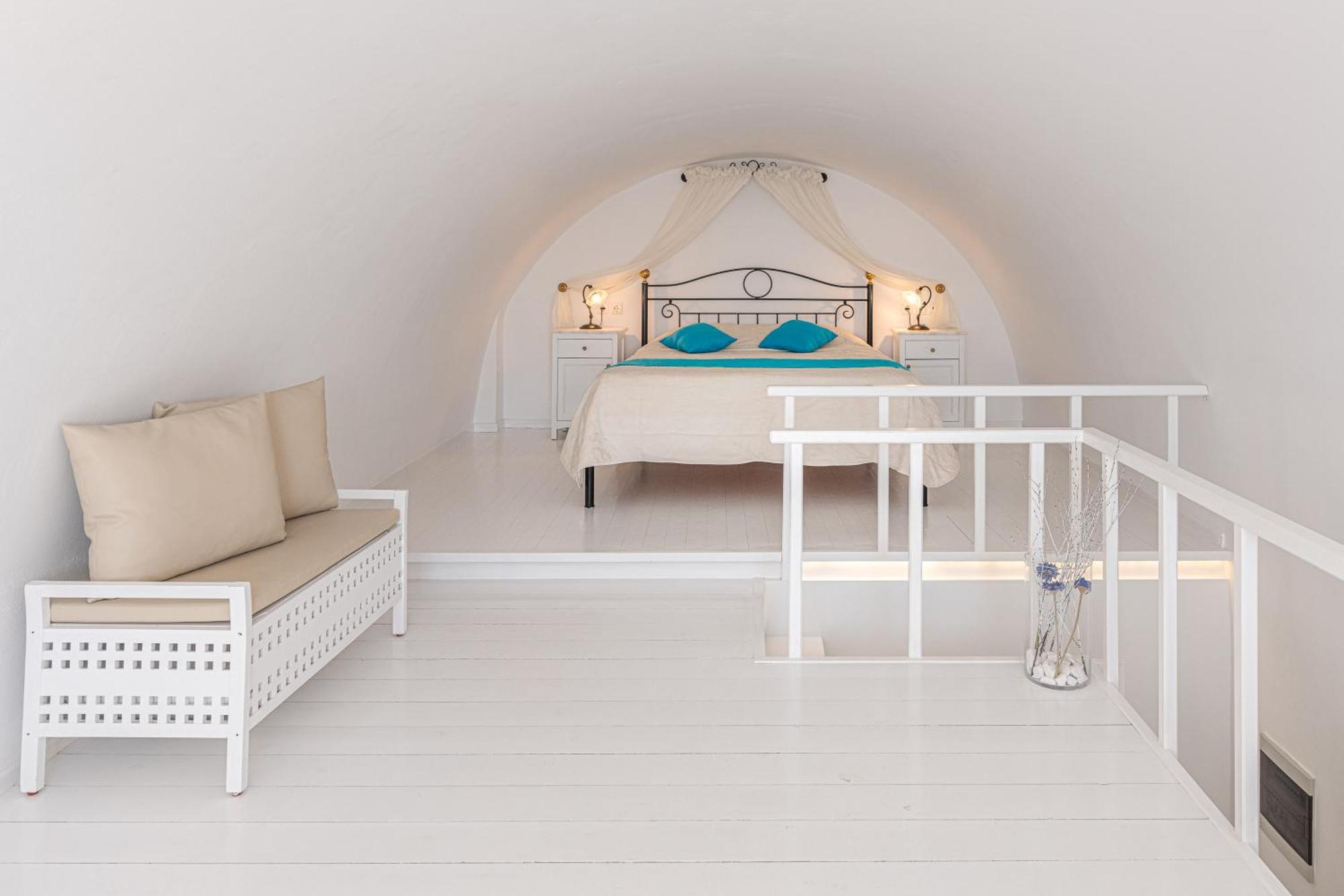 Reverie Santorini Hotel Firostefani Exterior foto