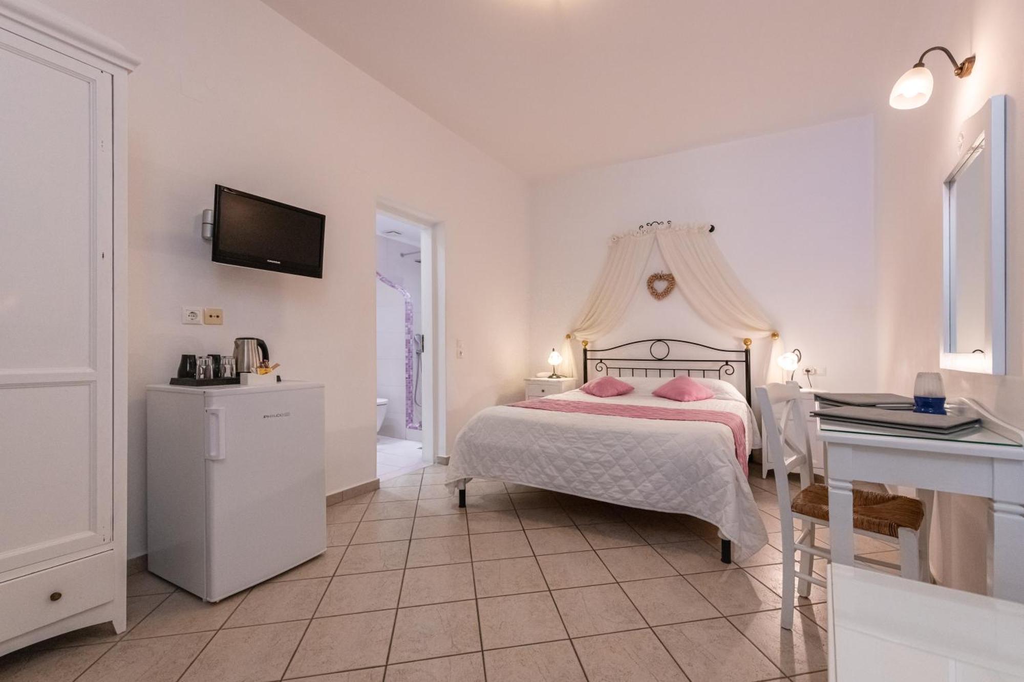 Reverie Santorini Hotel Firostefani Quarto foto